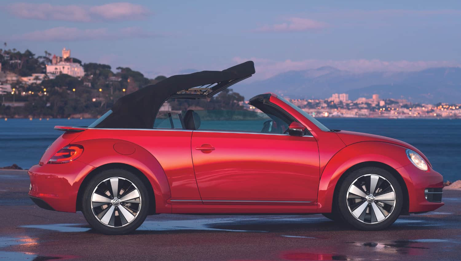 Parte lateral Volkswagen The Beetle Cabrio